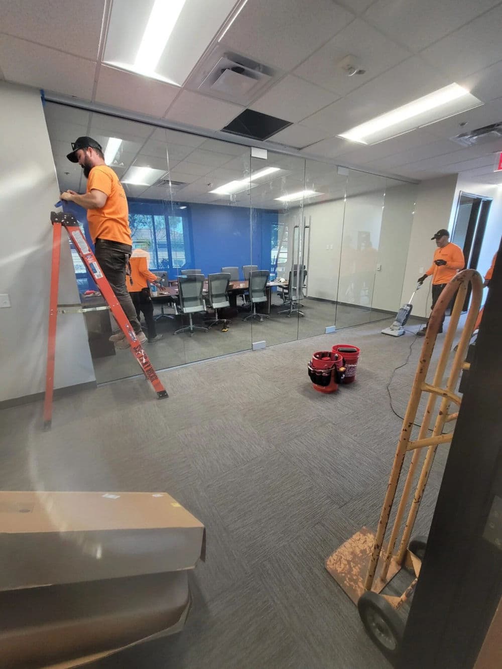 Gallery photos for Office Interior Renovation with Glass Partition Installation: Image #6